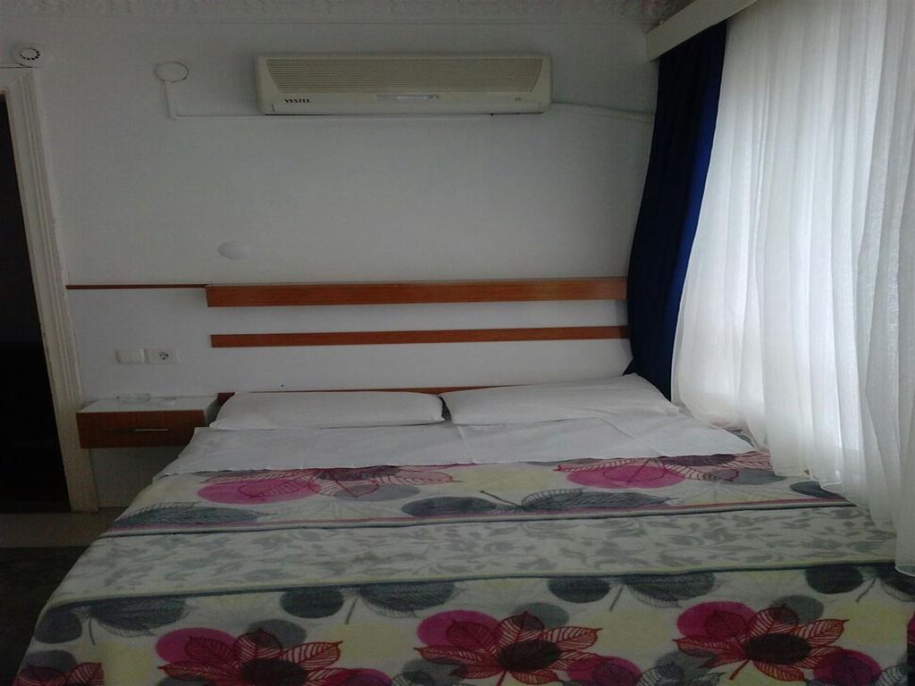 Hotel Ulke ยาโลวา ภายนอก รูปภาพ