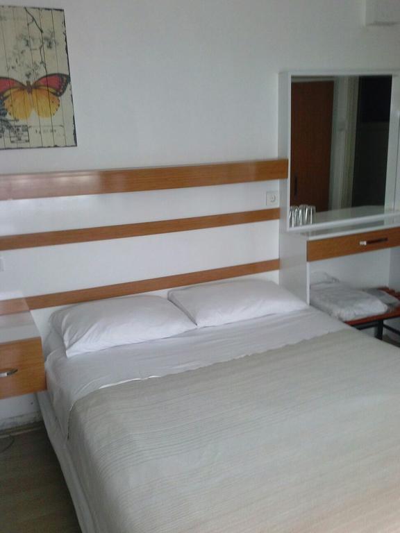 Hotel Ulke ยาโลวา ภายนอก รูปภาพ